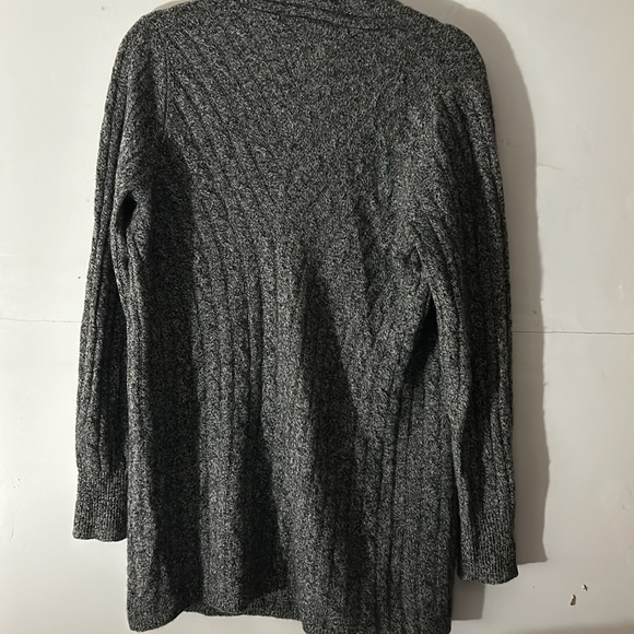 White+ Warren - Picture 4 of 9